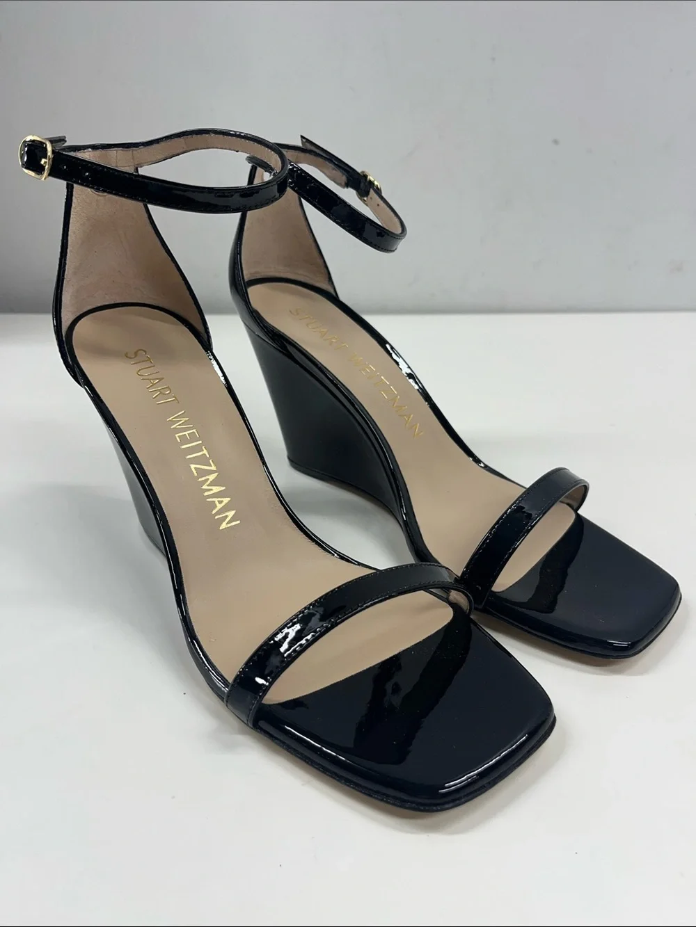 New Stuart Weitzman Nudistcurve 85 Wedge in Black Patent Leather Size 10.5